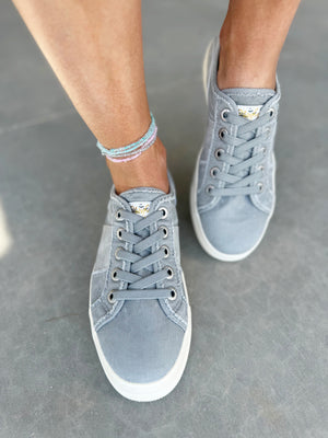 Blowfish Super Smile Sneakers in Rain