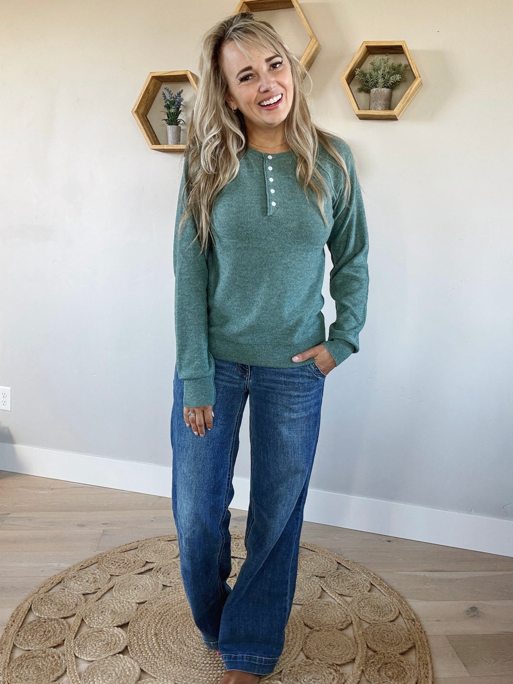 {Ivory Gem Boutique} Trendy, Affordable Women's Clothing