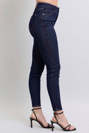 Judy Blue Heart Shaped Back Pocket Skinny Jeans