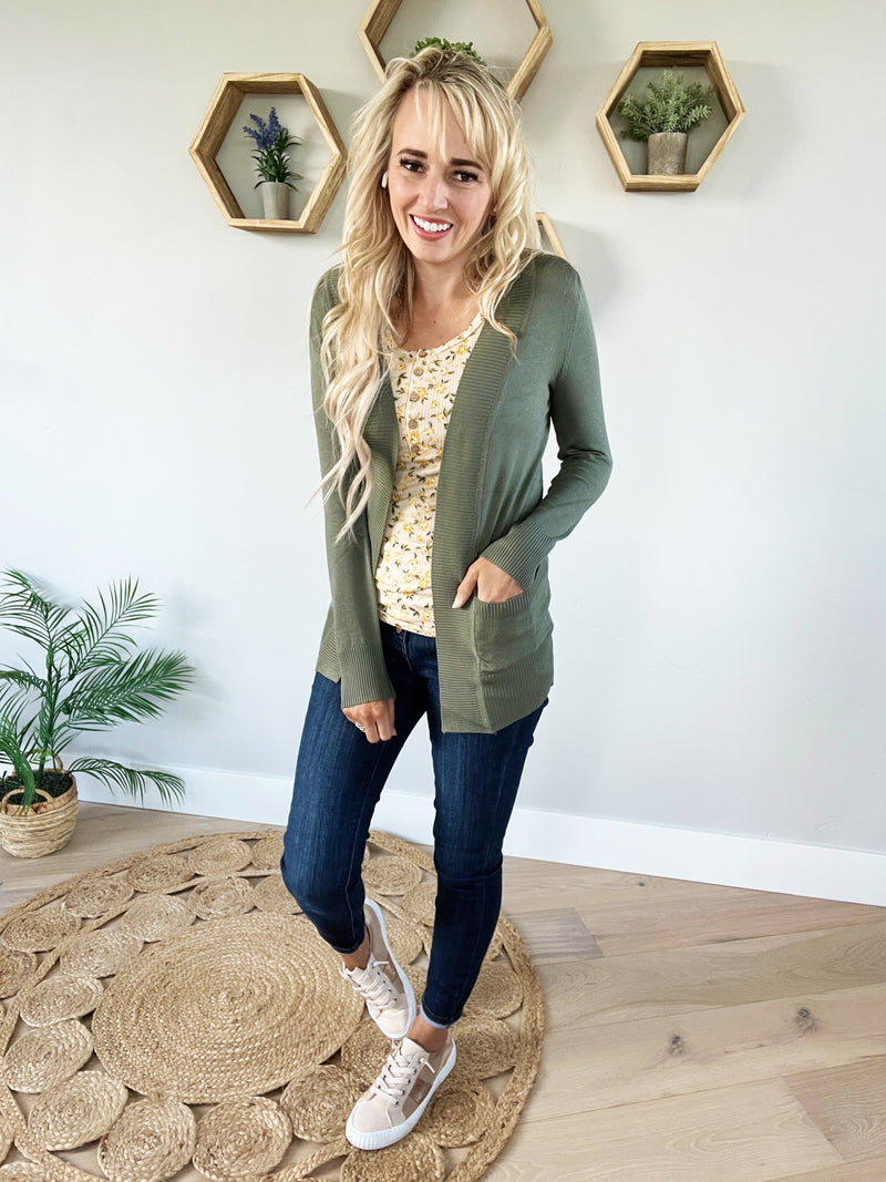Everyday Cardigan in Light Olive