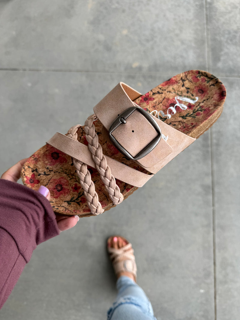 Very G Nora Sandals in Blush (Ships in 2-3 Weeks)