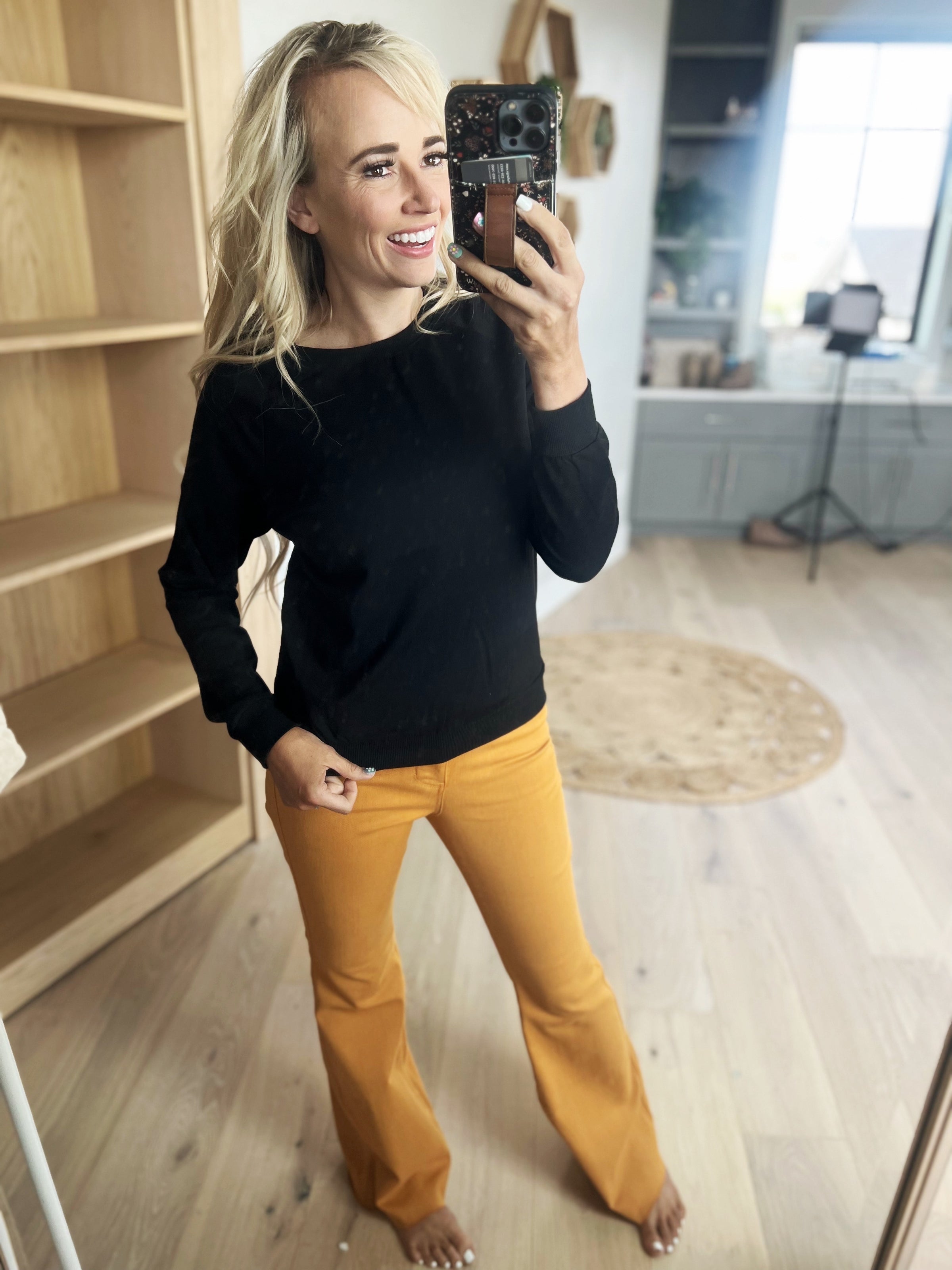 Frenemy Long Sleeve Crew Neck (Multiple Colors) – Ivory Gem