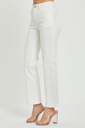 Risen Mid Rise Jeans with Pockets