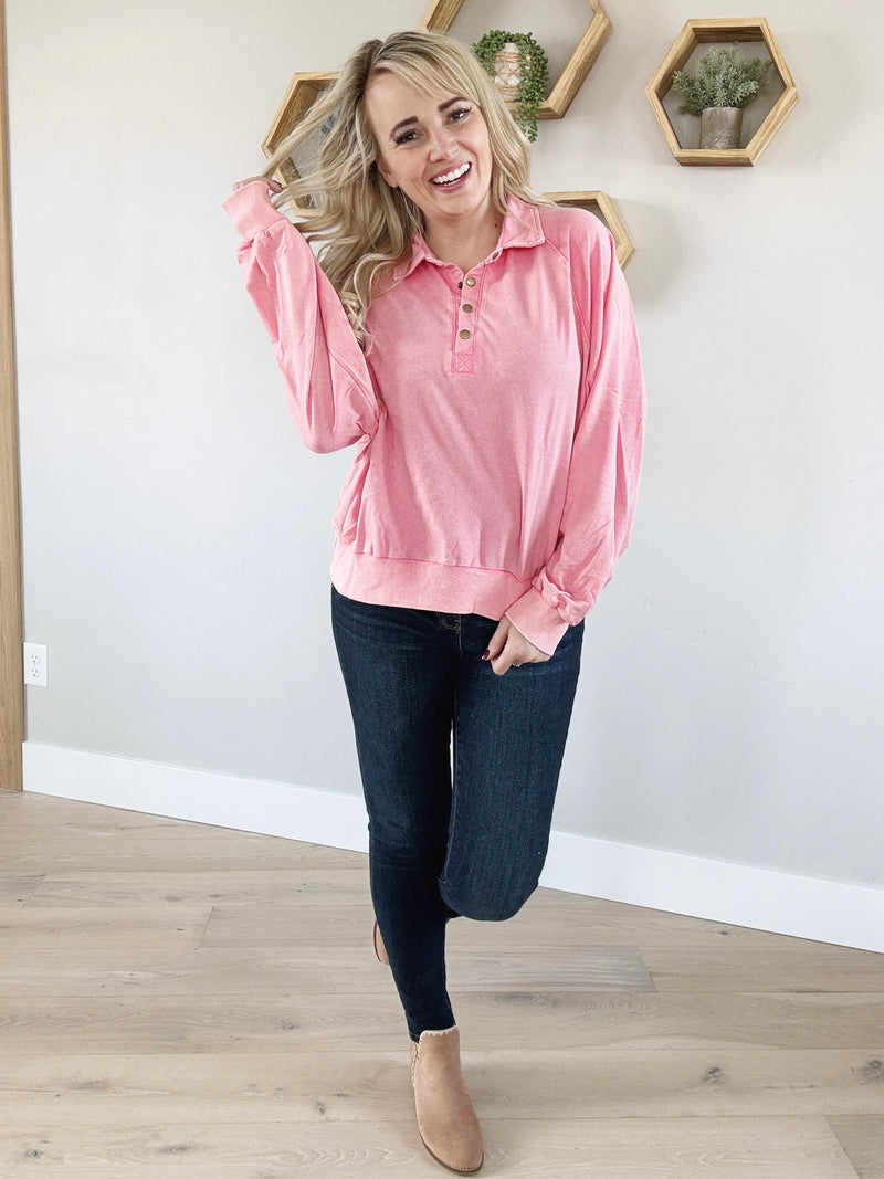 Hummingbird Long Sleeve Quarter Snap Top in Ice Pink
