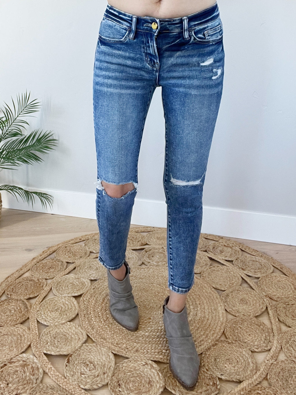 Bayeas Mid Rise Distressed Skinny Jeans