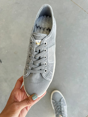 Blowfish Super Smile Sneakers in Rain