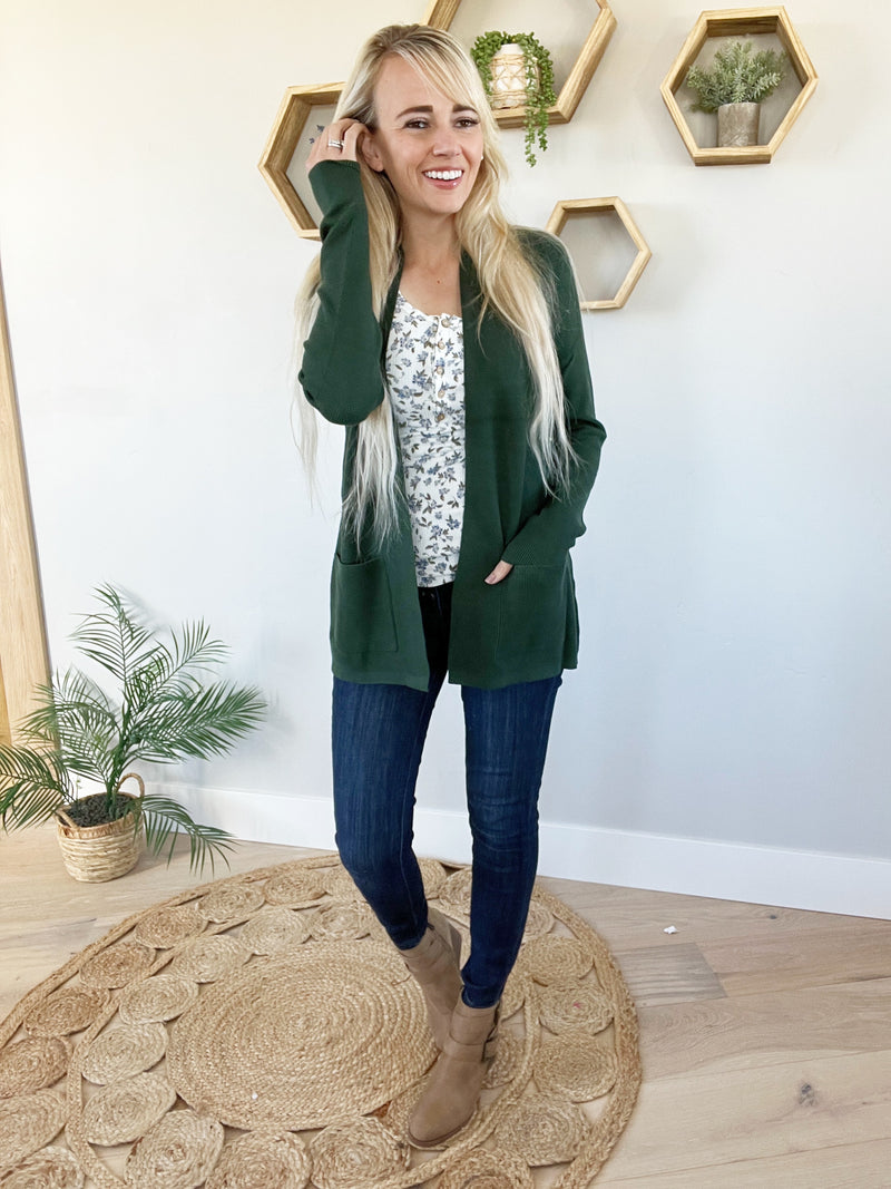 Weekend Plans Cardigan in Forest
