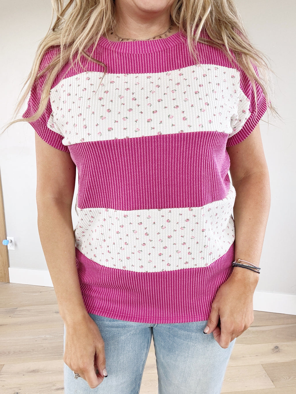 Baby Bouquet Floral Contrast Short Sleeve in Ivory and Pink