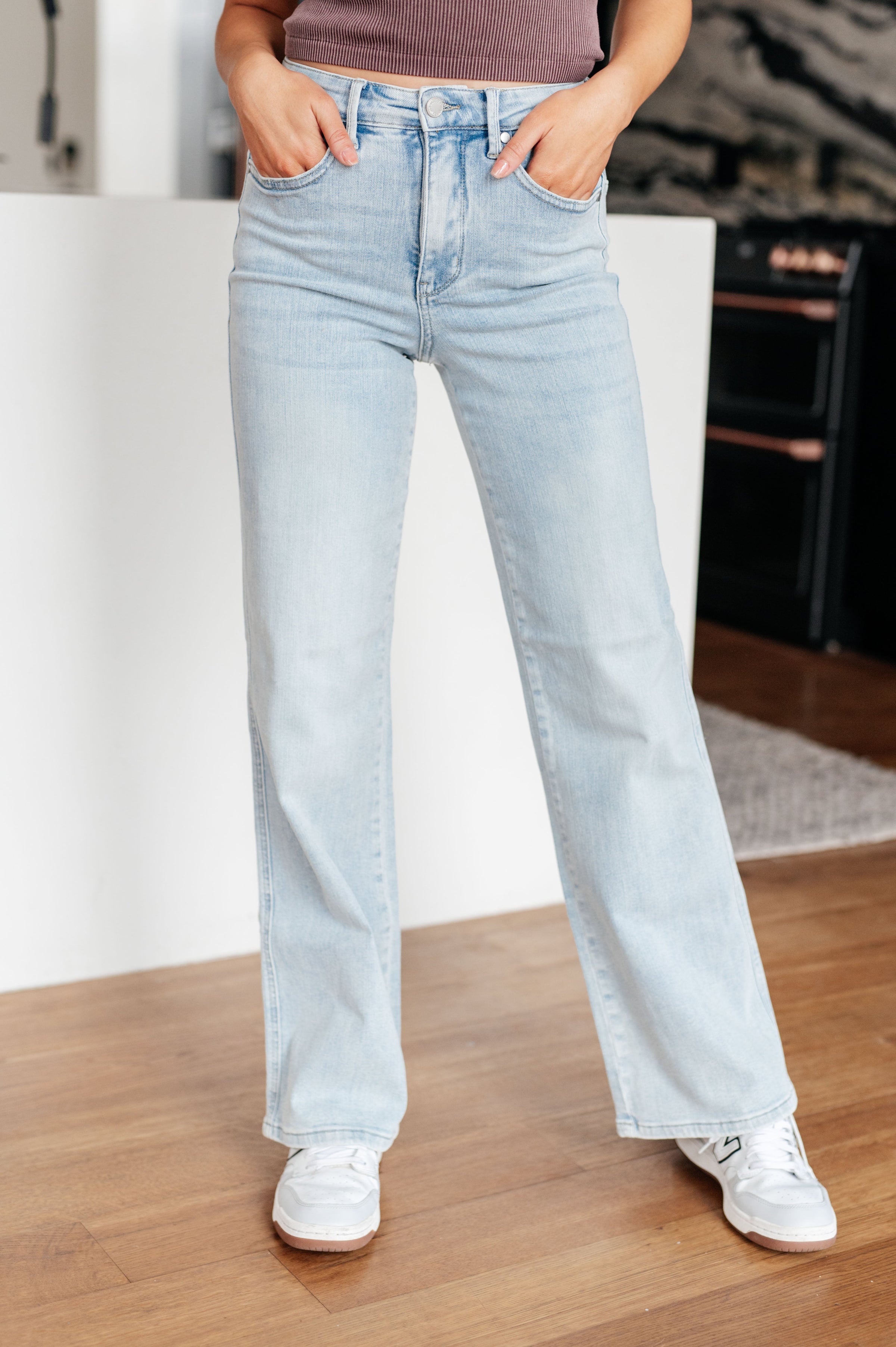  Judy Blue High Waist Tummy Control Classic Straight Jeans Blue  : Clothing, Shoes & Jewelry