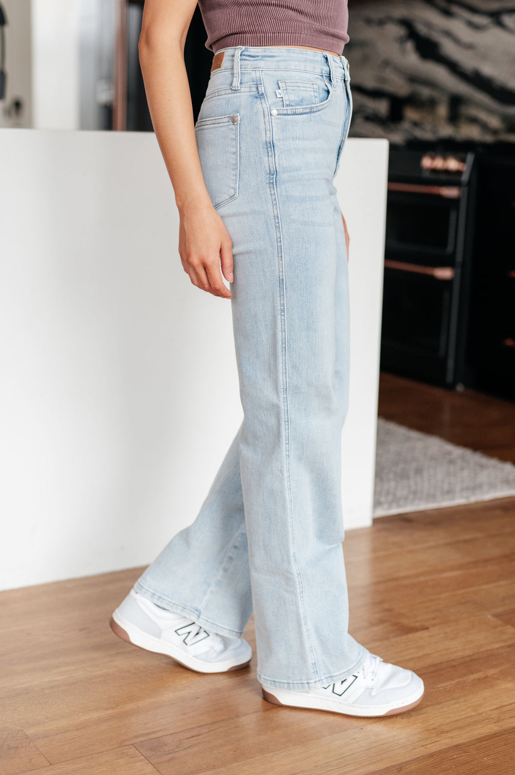 Judy Blue High Rise Tummy Control Vintage Wash Straight Jeans