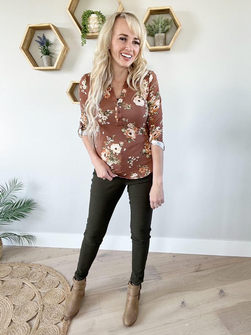 Dysfunctional Floral Blouse in Brown