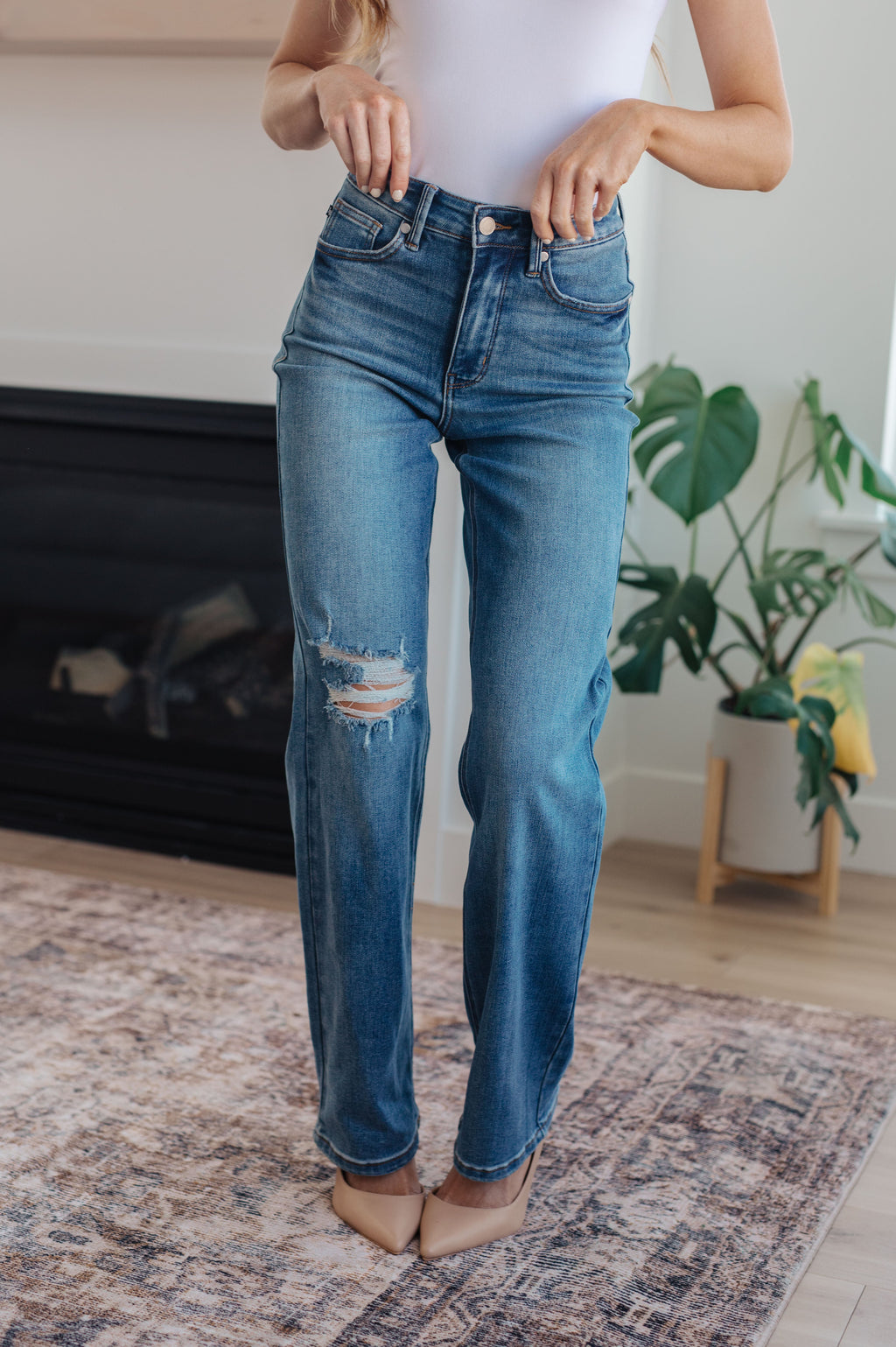 Judy Blue High Rise Control Top 90's Straight Jeans