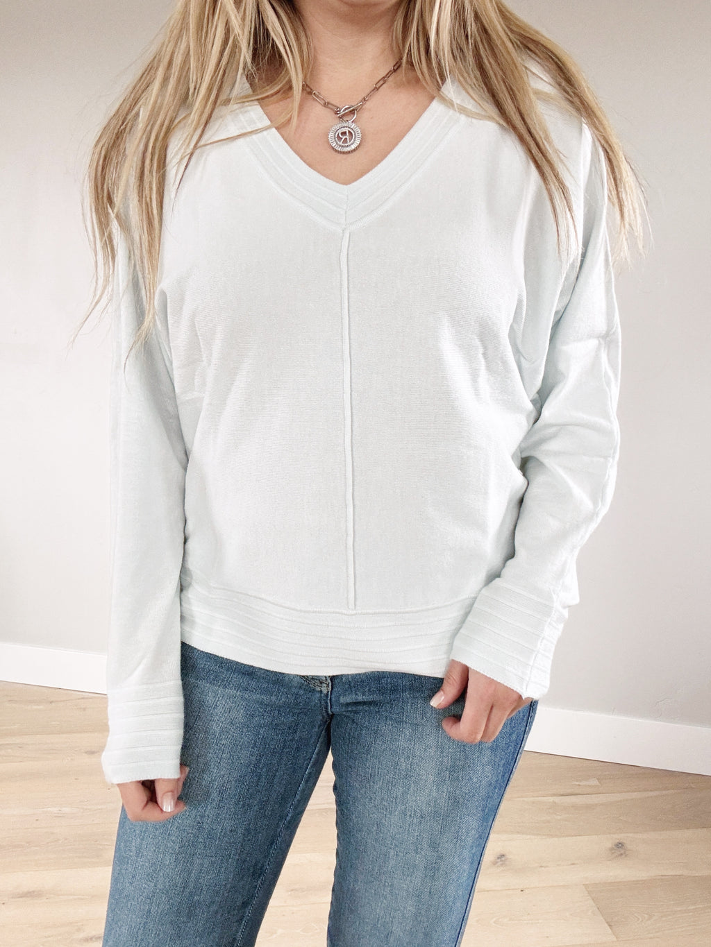 Success V-Neck Pullover with Center Seam in Powder Blue