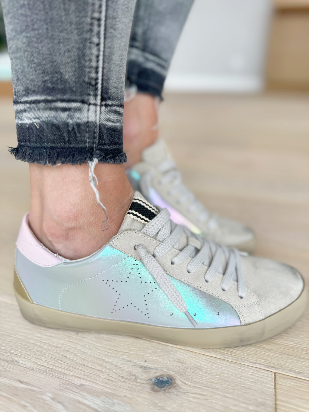 Shushop Mia Sneakers in Steel