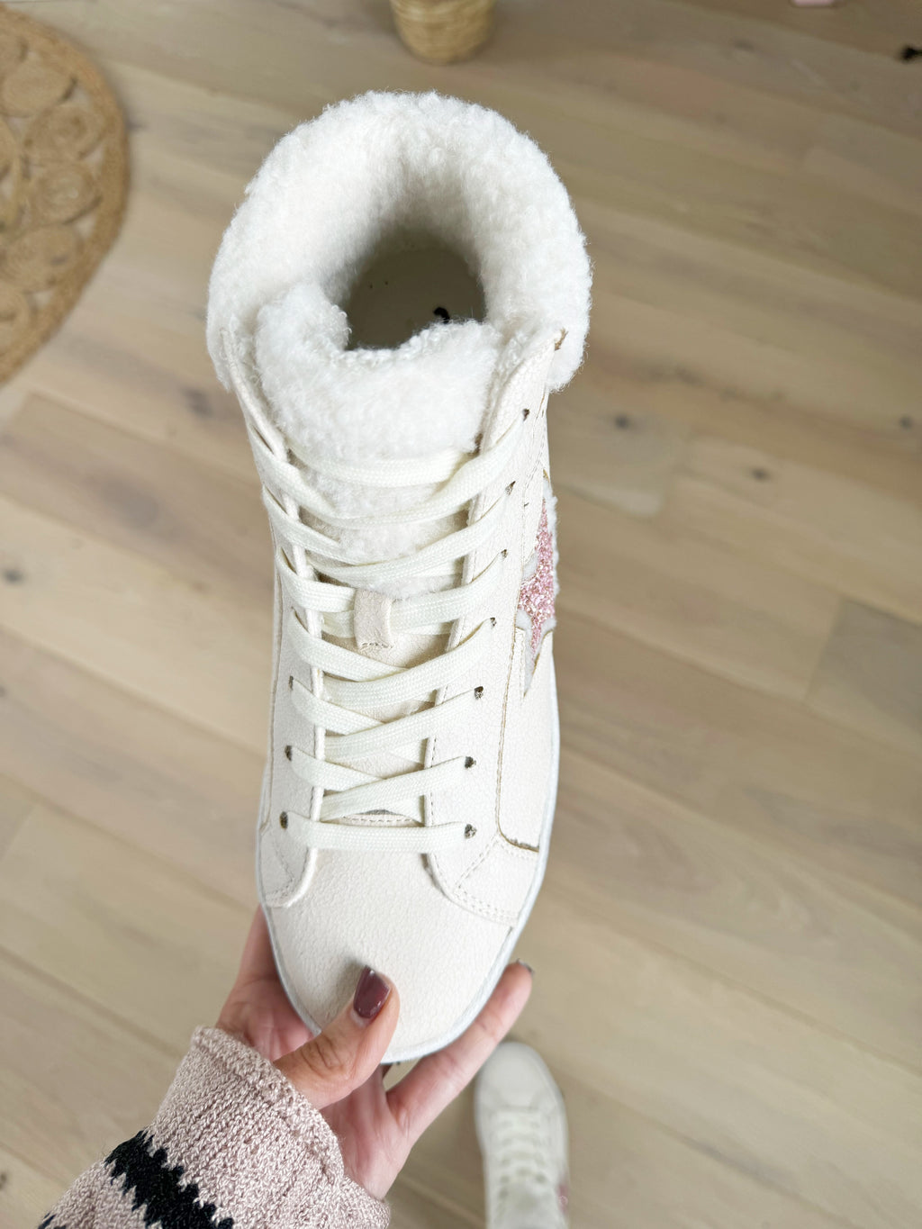 Very G Larger Than Life High Top Star Sneakers in White Pink