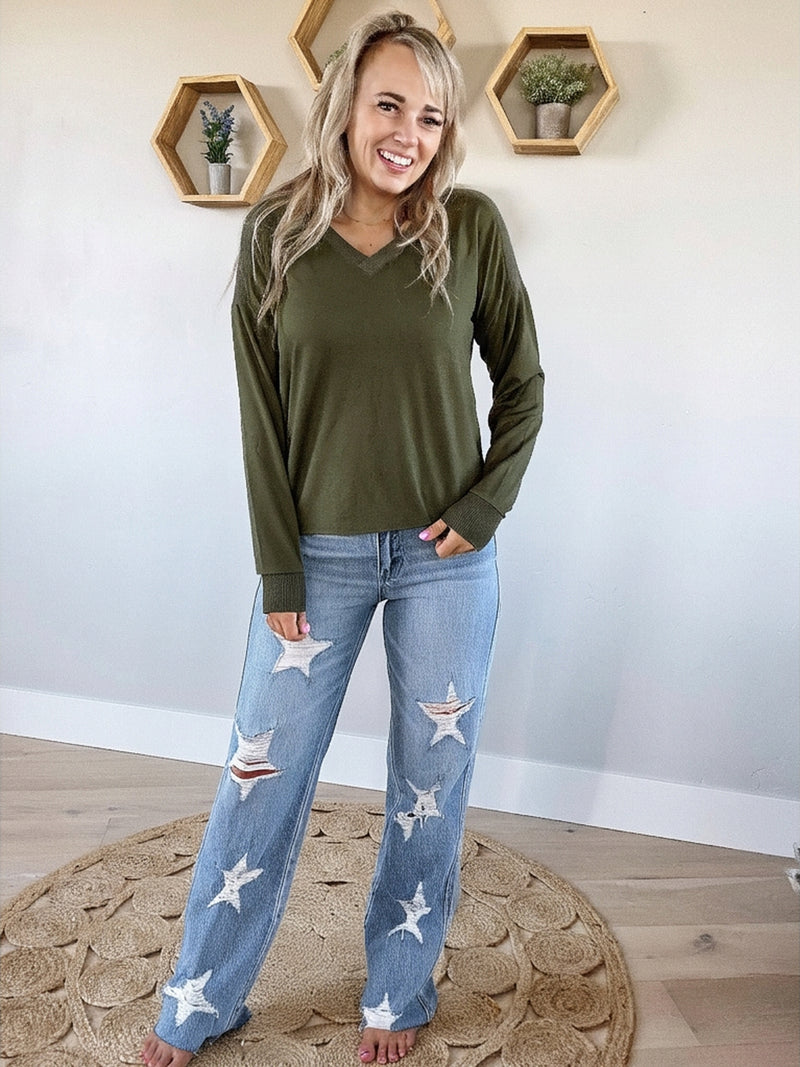 Judy Blue High Rise Rigid Magic Star Detailed Straight Jeans