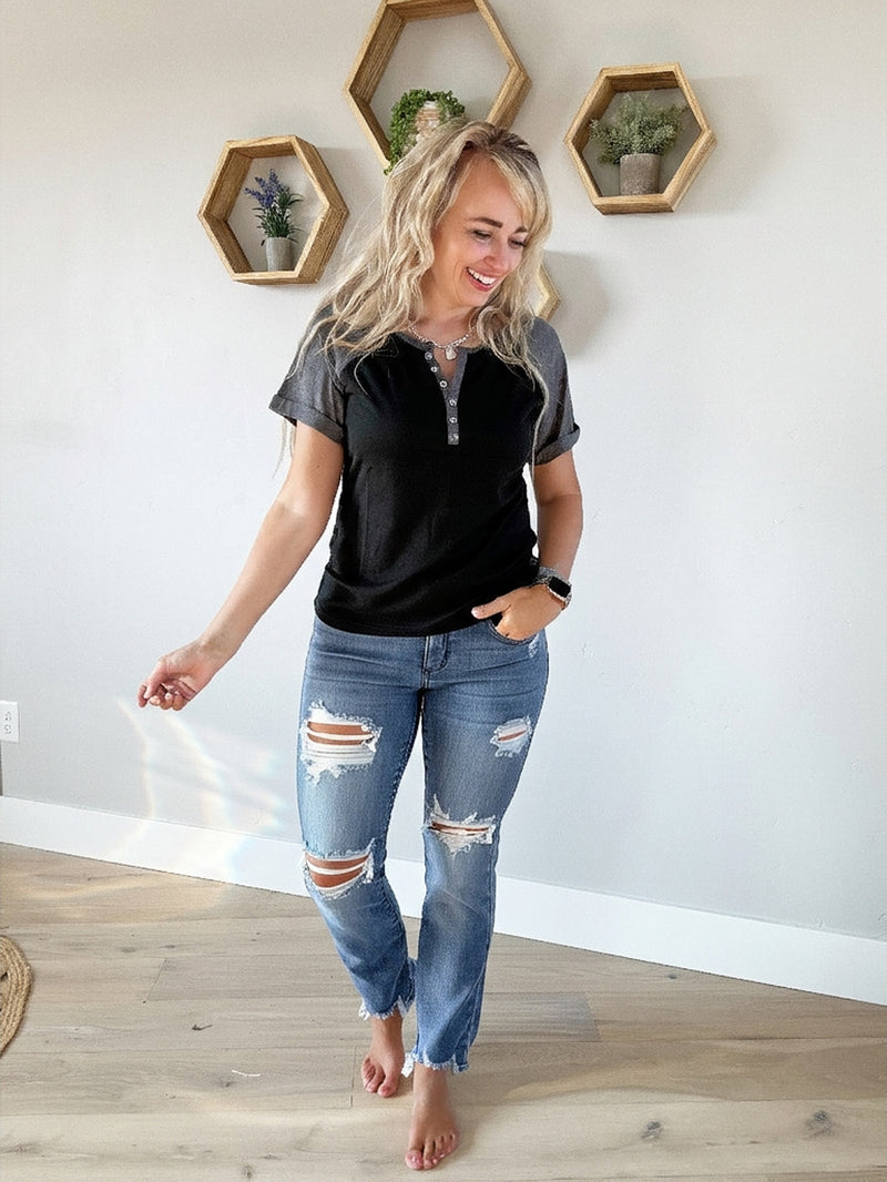 Judy Blue Mid Rise Destroyed Straight Jeans