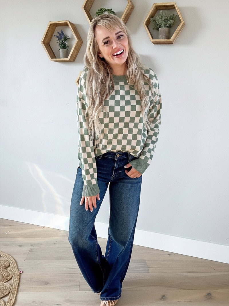 Risen Mid Rise Wide Baggy Jeans