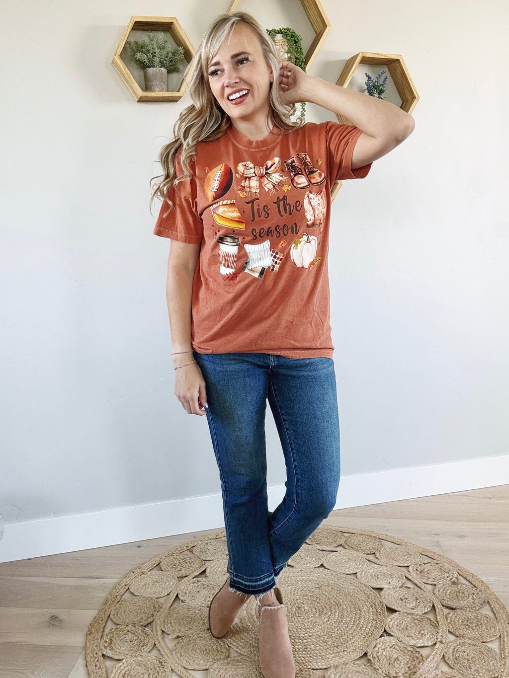 Tis The Season for Fall Graphic Tee