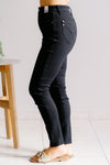 Judy Blue Blackout Babe Tummy Control Jeans