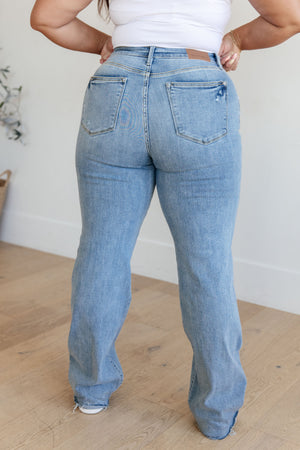 Judy Blue High Rise V Front Waistband Straight Jeans