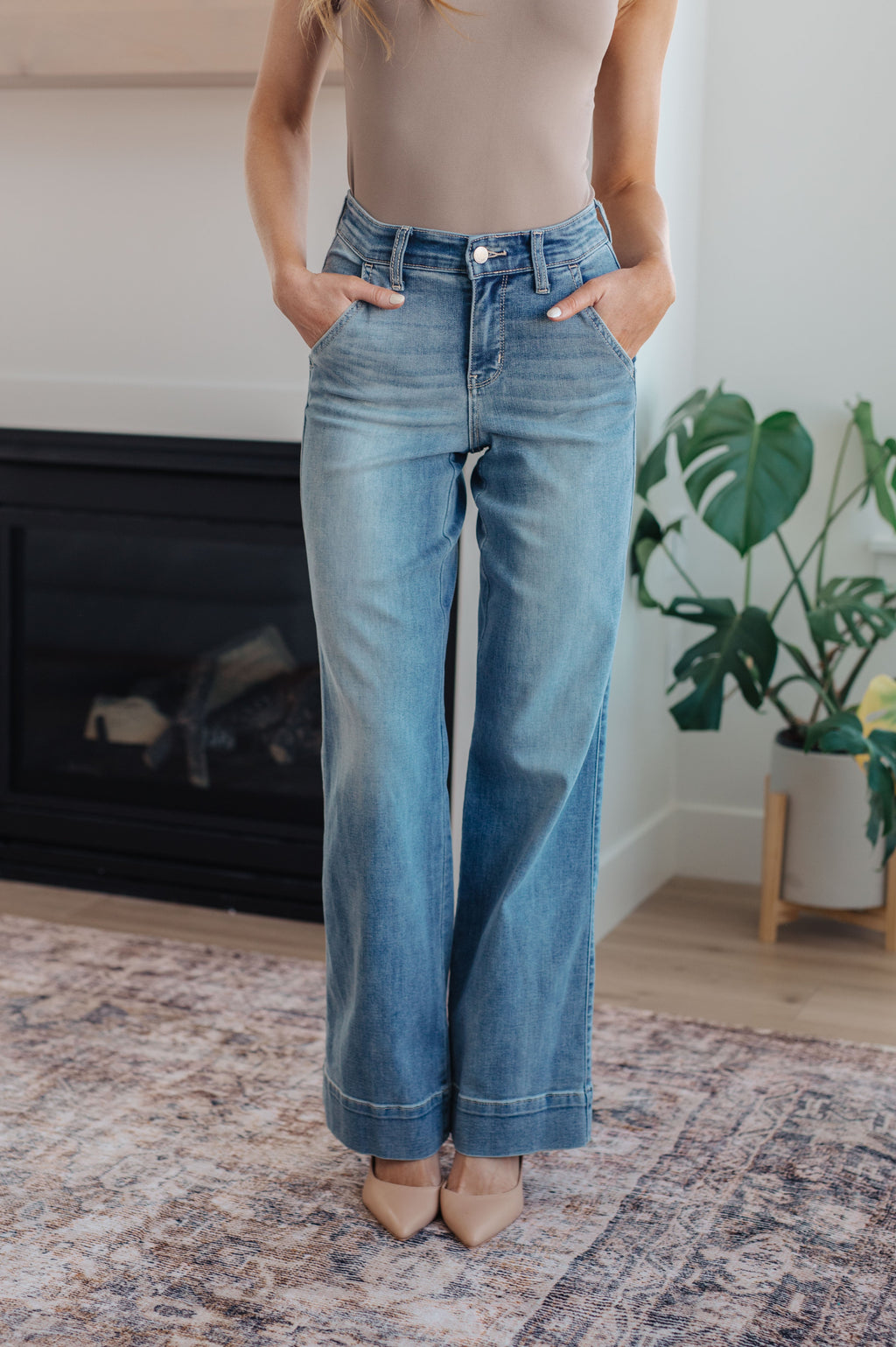 Judy Blue Mid Rise Wide Leg Jeans