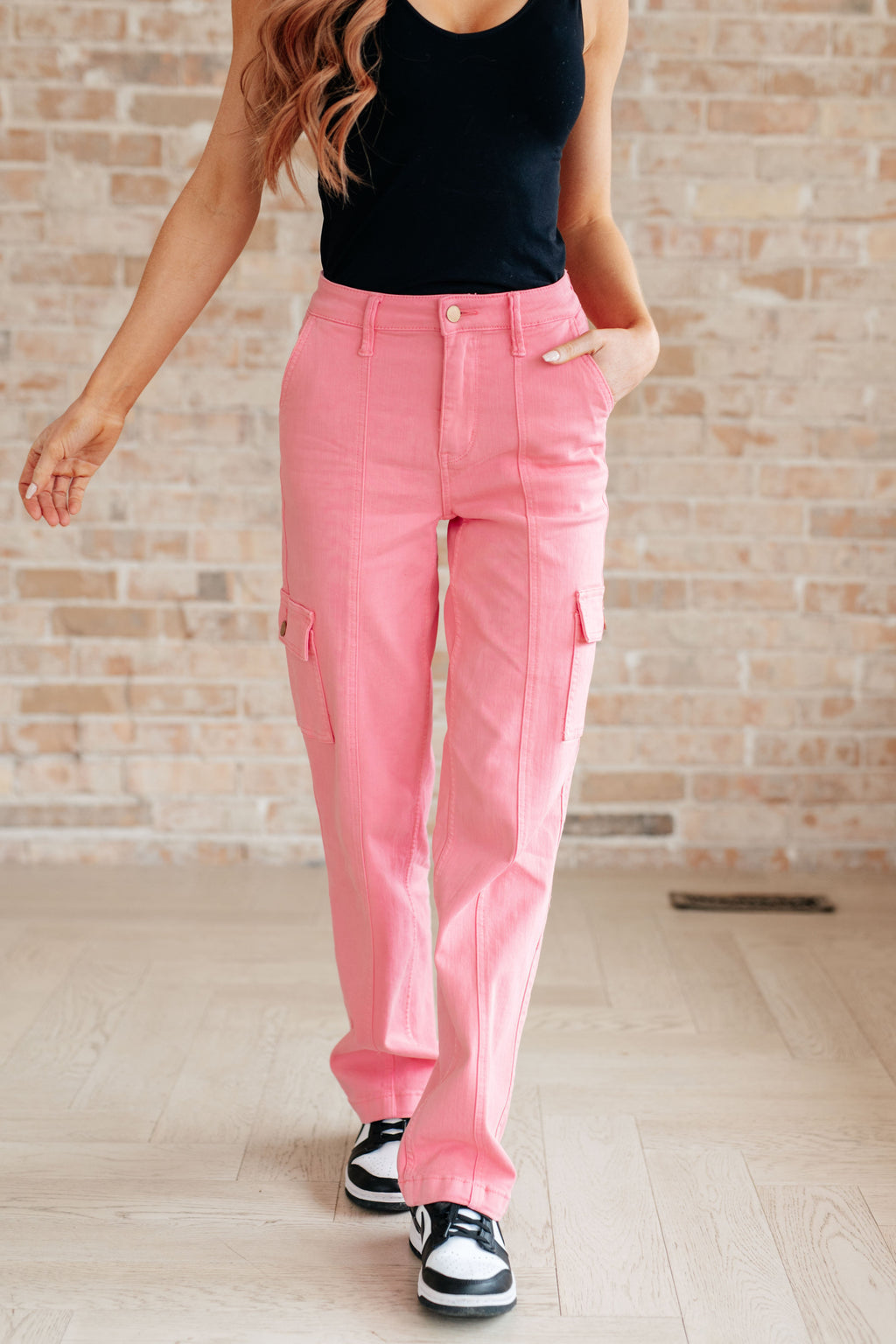 Judy Blue High Rise Cargo Straight Jeans in Pink