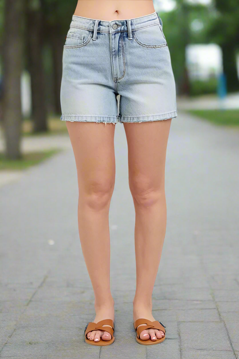 c97c6f1d-3688-4bca-8d88-76fe21a1eb05-Max