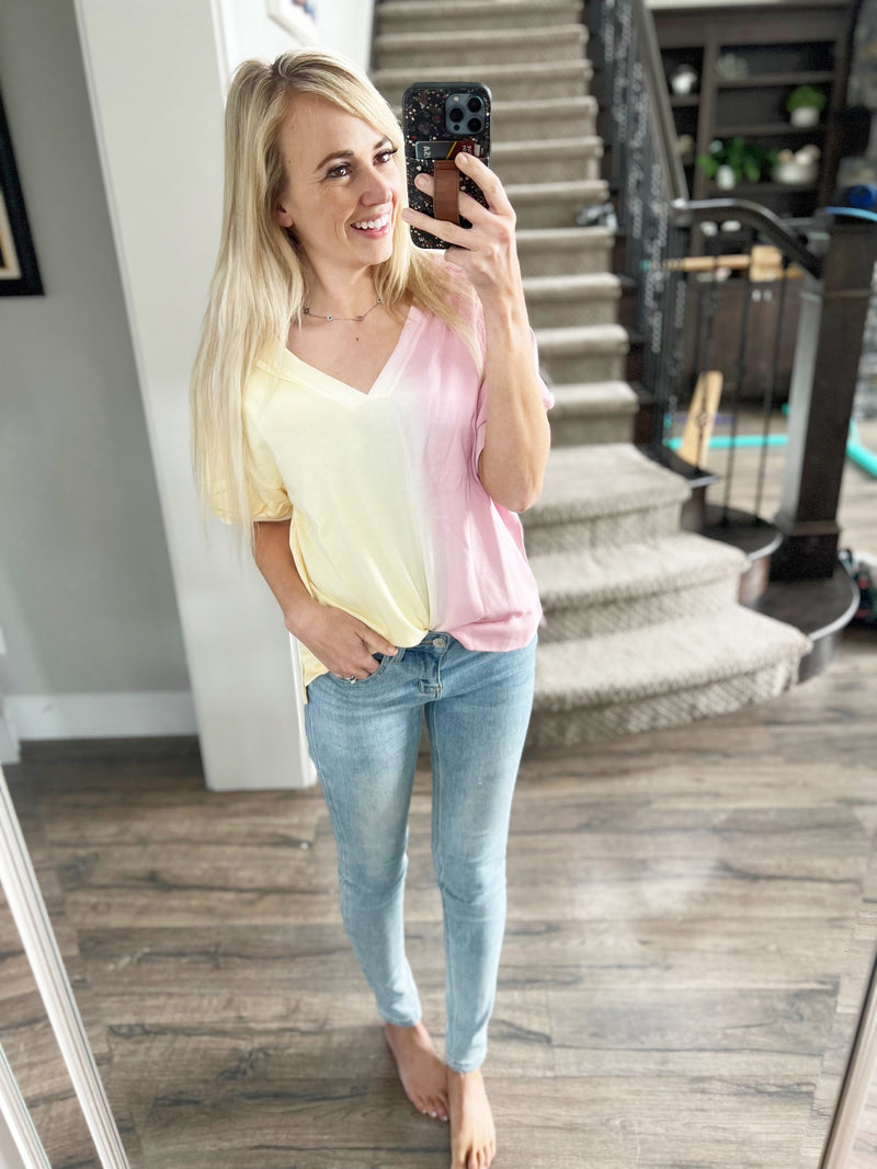 Candy Tie Dye V-Neck Short Sleeve Top in Blush and Banana