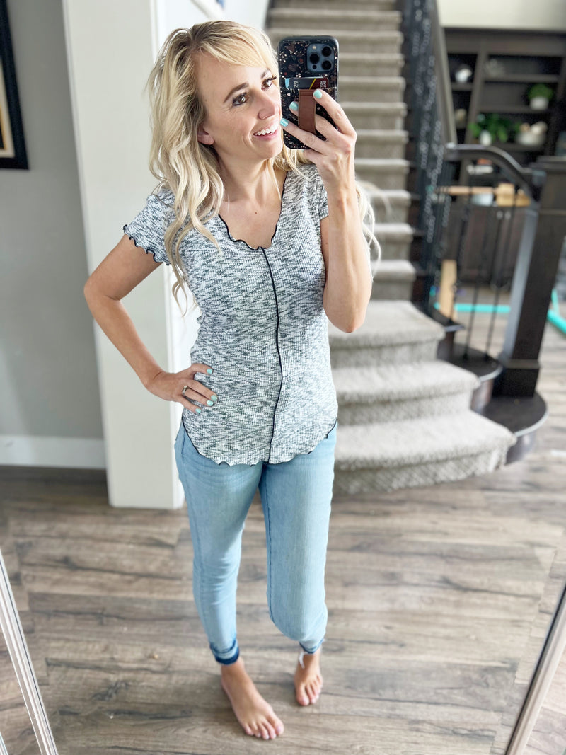 See You Tonight V-Neck Cap Sleeve in Black