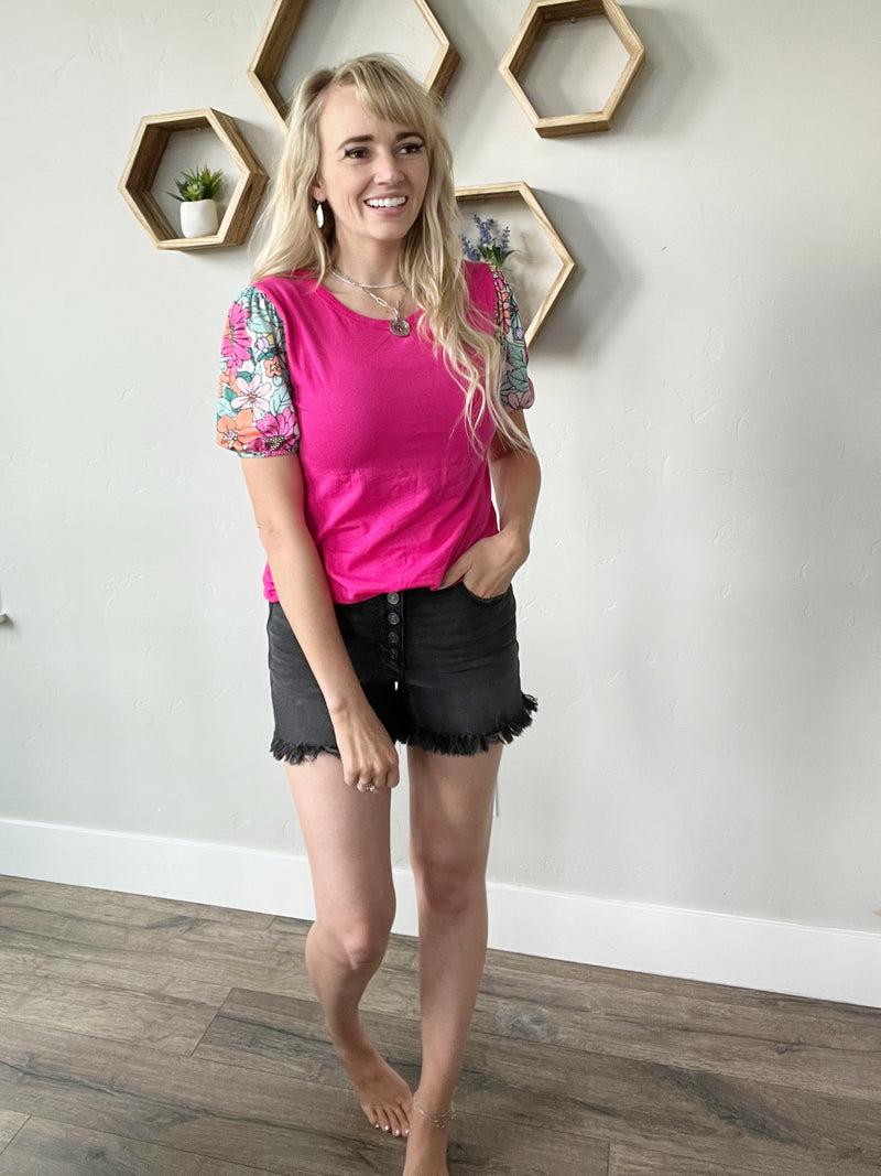 Moments Floral Puff Sleeve Top in Fuchsia