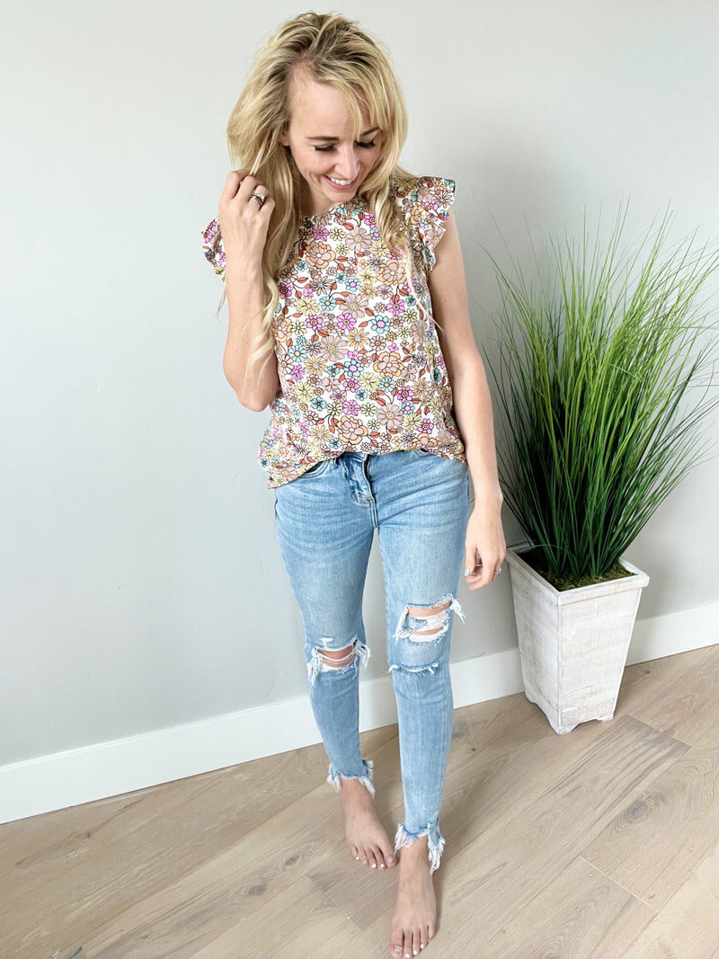 Open Your Eyes Floral Top in Toffee