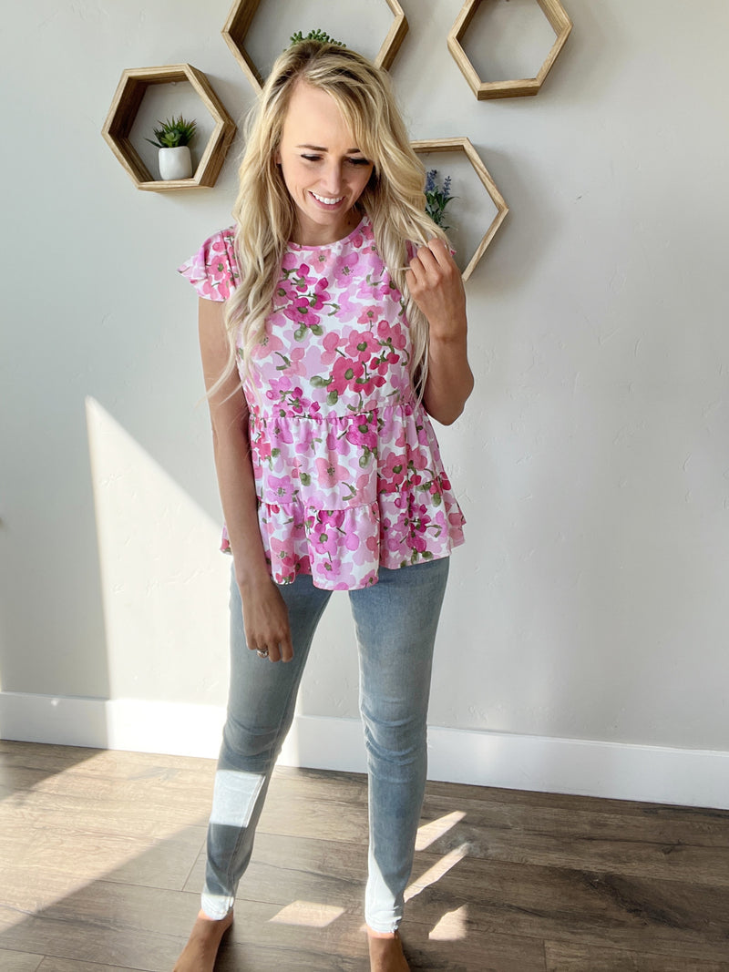 Glamping Floral Ruffle Cap Sleeve Blouse in Pink