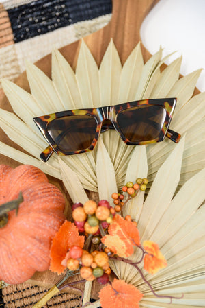 Famous Muse Sunglasses in Tortoise