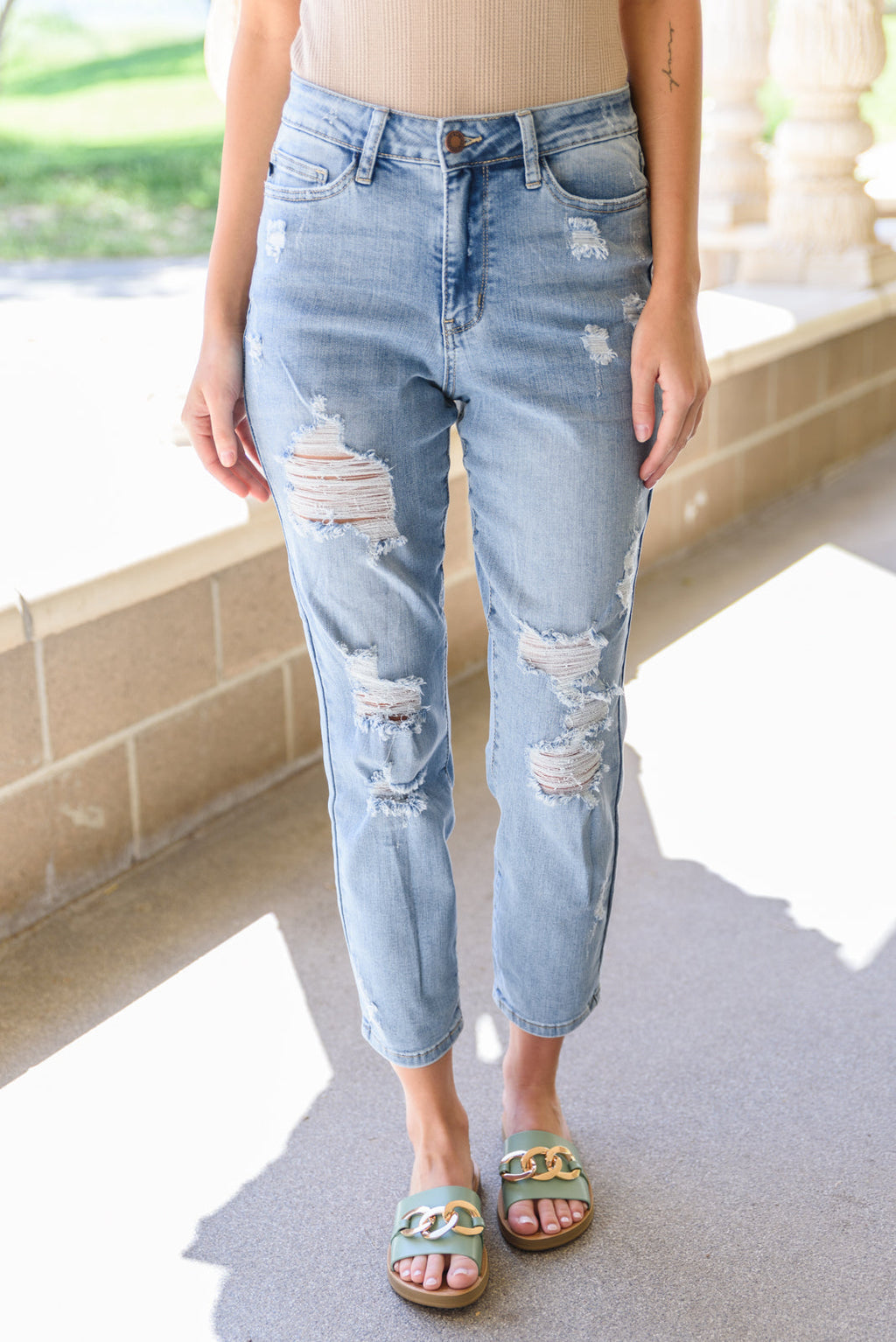 Judy Blue Florence High Waist Destroyed Boyfriend Jeans