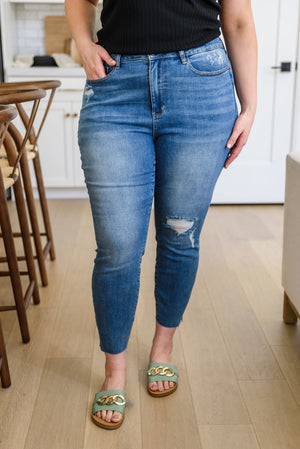 Judy Blue Dandelion Embroidery Skinny