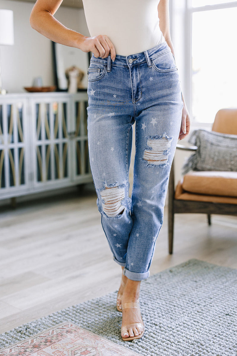 Judy Blue Star Crossed Boyfriend Jeans