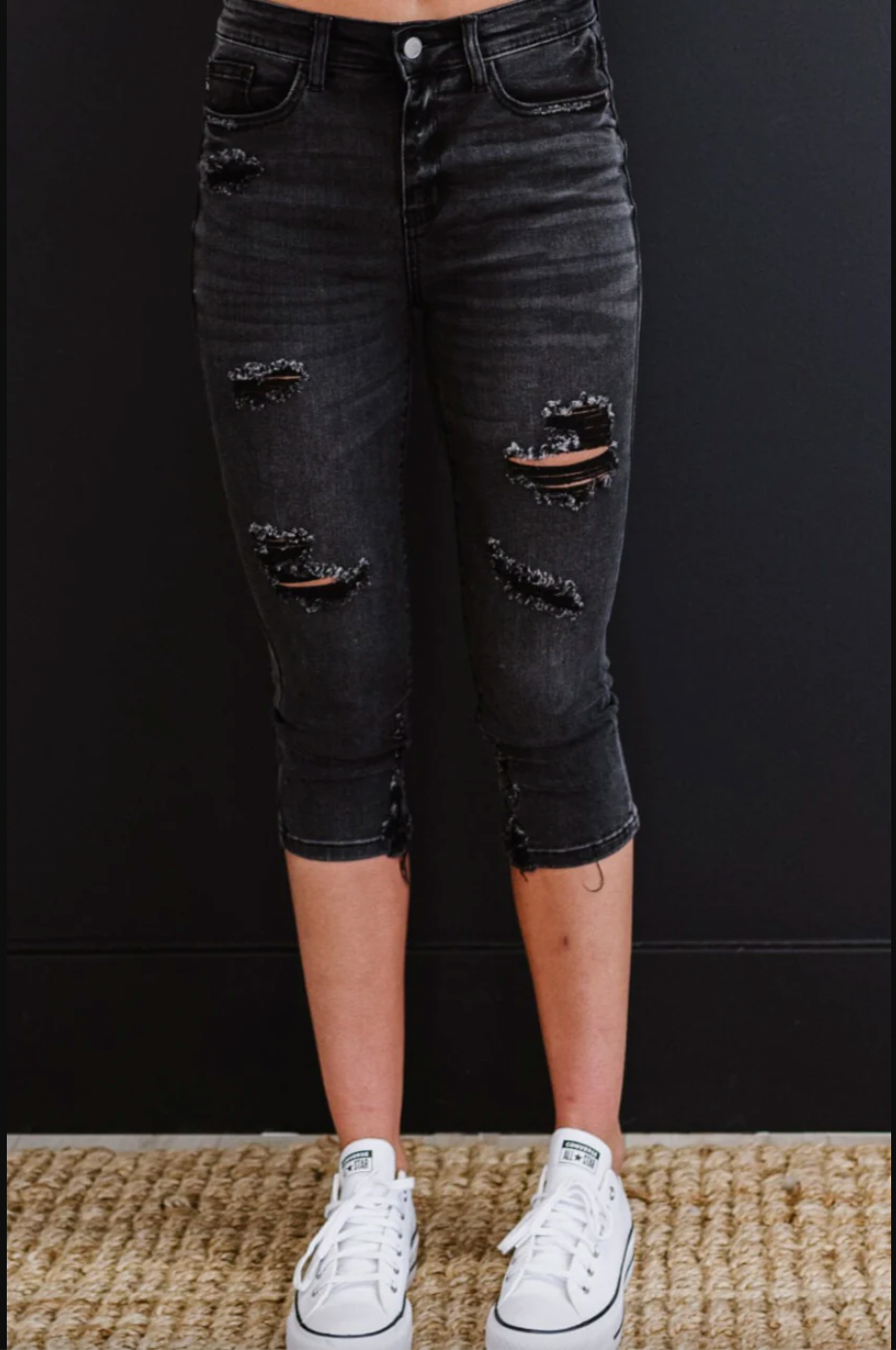 Black ripped capris discount