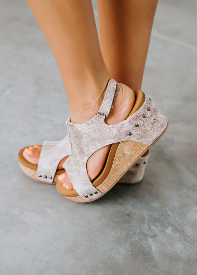 Very G Gone For The Day Wedge Sandals in Cream