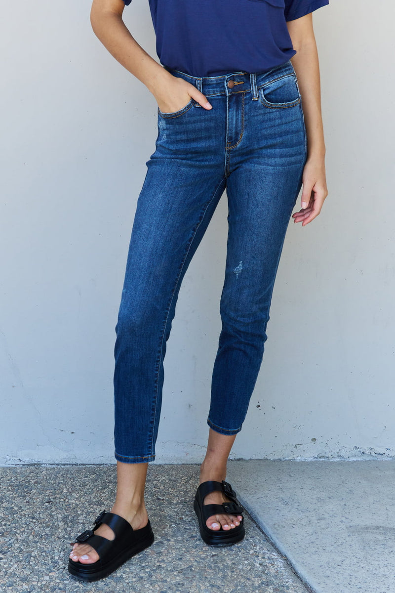 Judy Blue Mid Rise Cropped Jeans