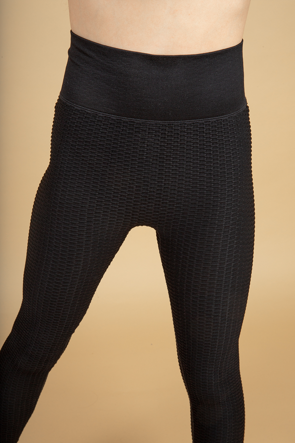 Mono B **Market Deal** Think About It Leggings in Black