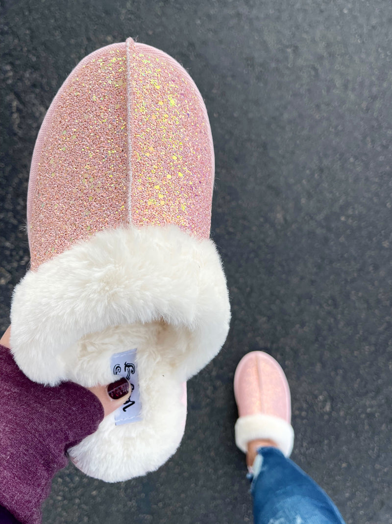 Very G Good To Be Me Slippers in Pink