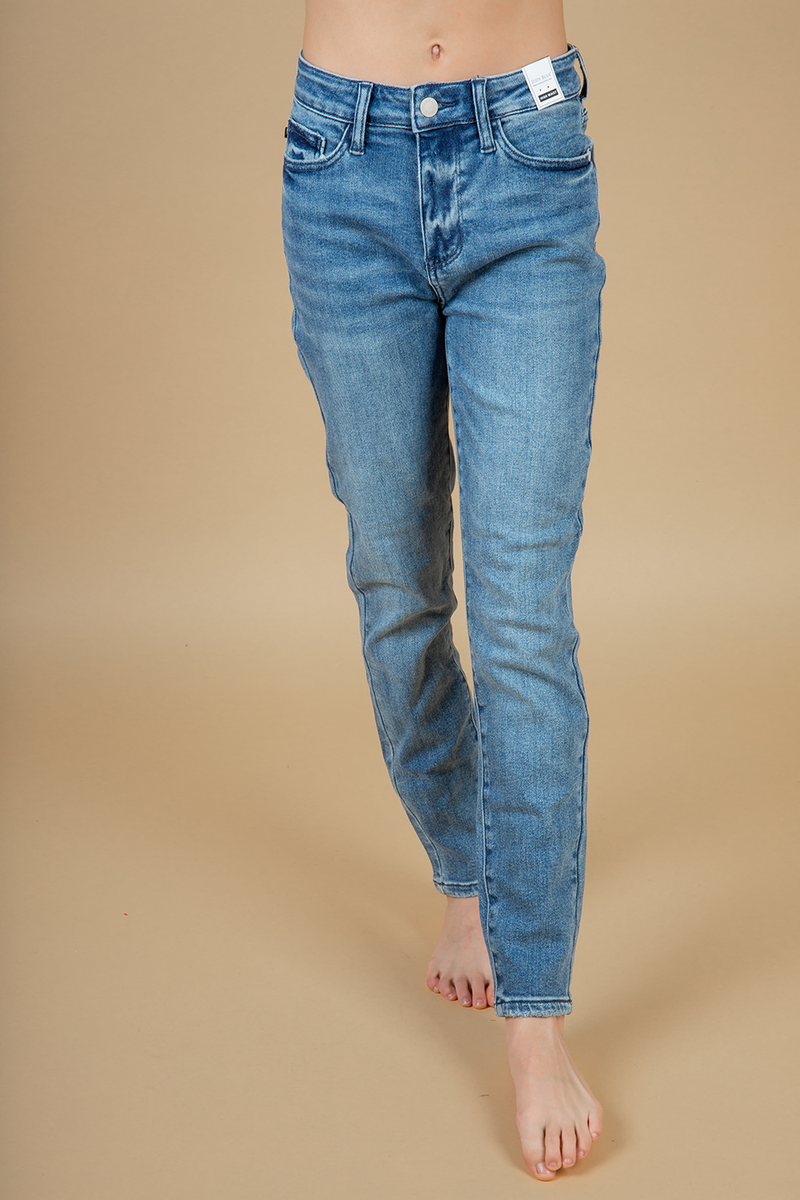 Judy Blue Follow a Feeling Medium Wash Skinny Jeans