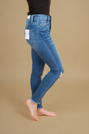 Vervet No One Else Distressed Skinny Jeans