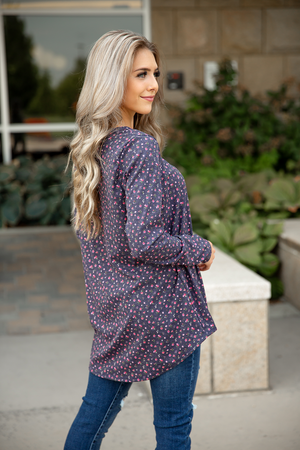 Let Me In Floral Top in Navy (SALE)