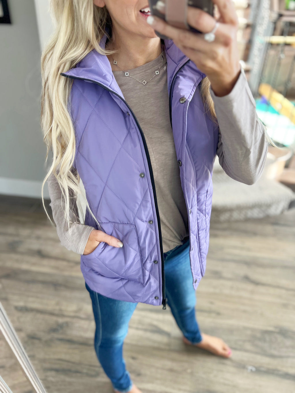 Remy Vest In Bright Purple