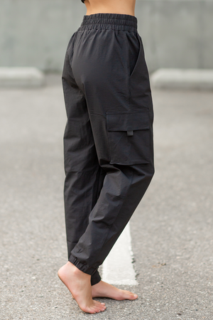 Mono B Stretching Out Cargo Joggers in Black