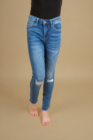 Vervet No One Else Distressed Skinny Jeans