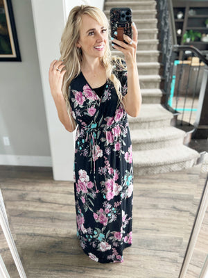 My Moment Short Sleeve Black Floral Dress