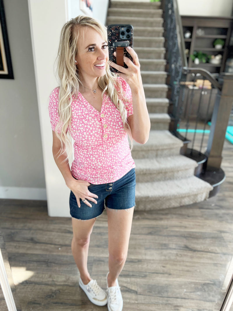 Fall Into Floral Short Sleeve Top in Pink
